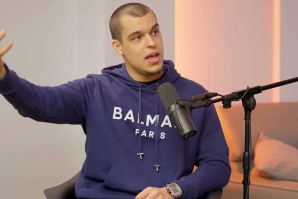 AlphaSniper97: Cómo Ganaba Más de 5 Cifras al Mes a los 18