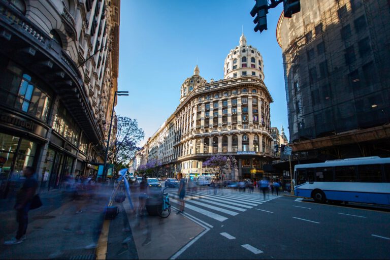 Startups latinoamericanas que desafían el mercado en 2024