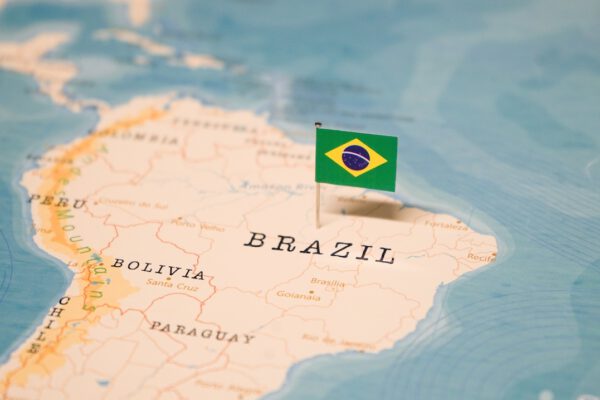 TikTok busca ofrecer servicios bancarios en Brasil